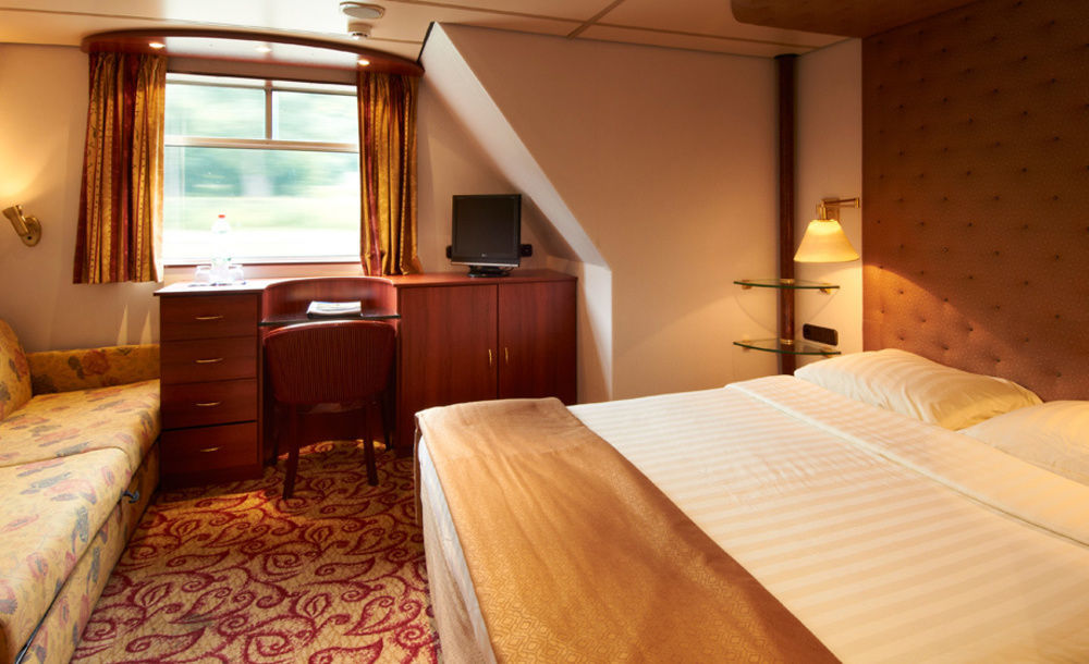 Hotel Knm Ms Switzerland I - Düsseldorf Esterno foto